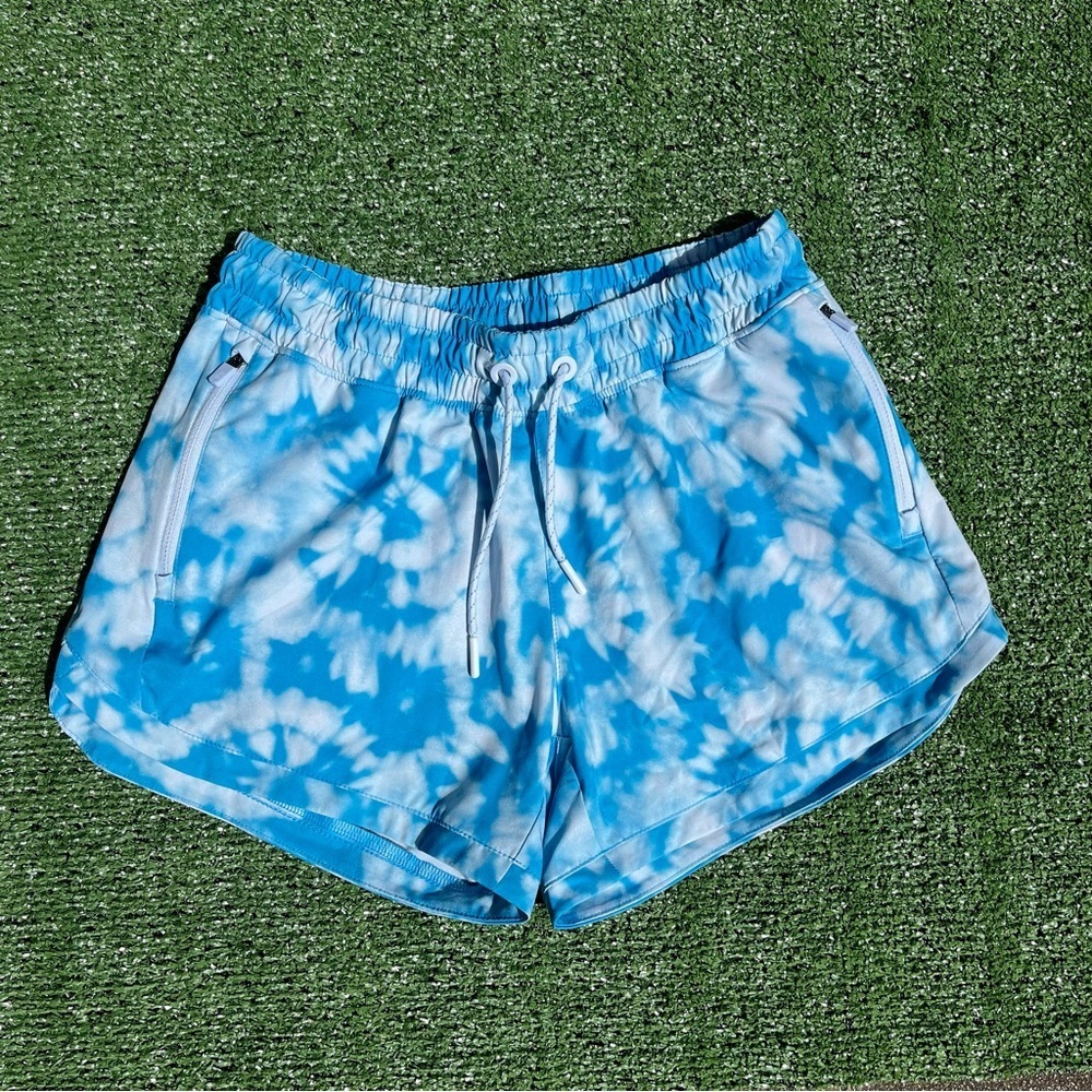 Athleta Girl All Play 3” Short In Blue Tie Dye Size XL / 14
